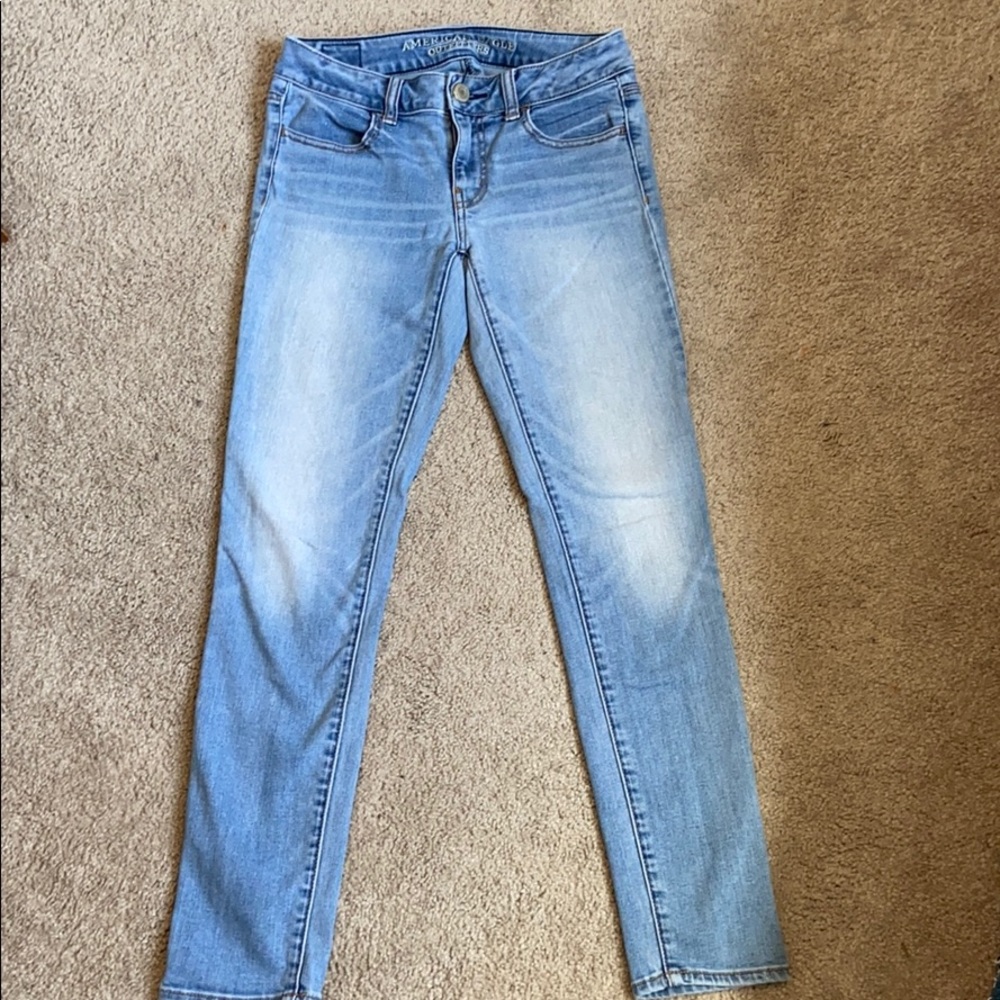 American Eagle Light Wash Jeans